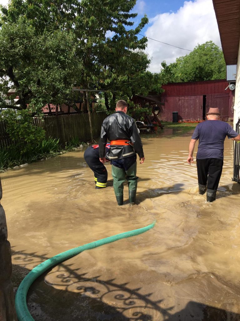 163 de sate din județul Suceava au fost afectate de inundațiile din luna iunie