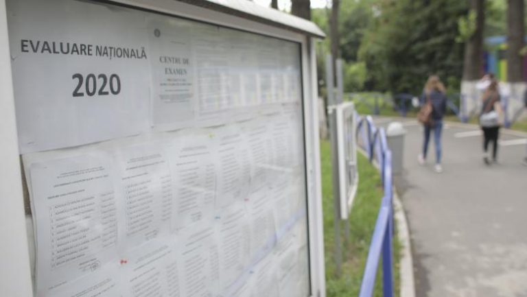 19 elevi suceveni au obținut nota 10 la Evaluarea Națională. Rata de promovabilitate este de 75,74% la nivel județean