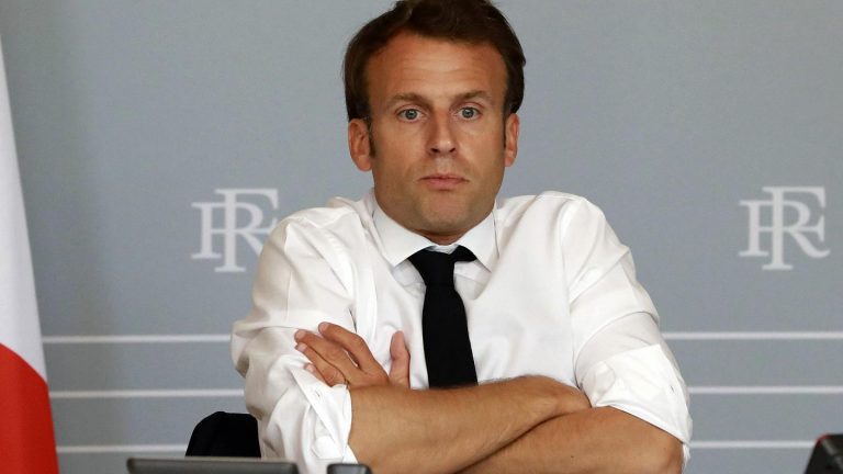 Macron consideră că NATO este în „moarte cerebrală” în urma incidentului militar dintre Franța și Turcia produs Mediterană (INTERNAȚIONAL)