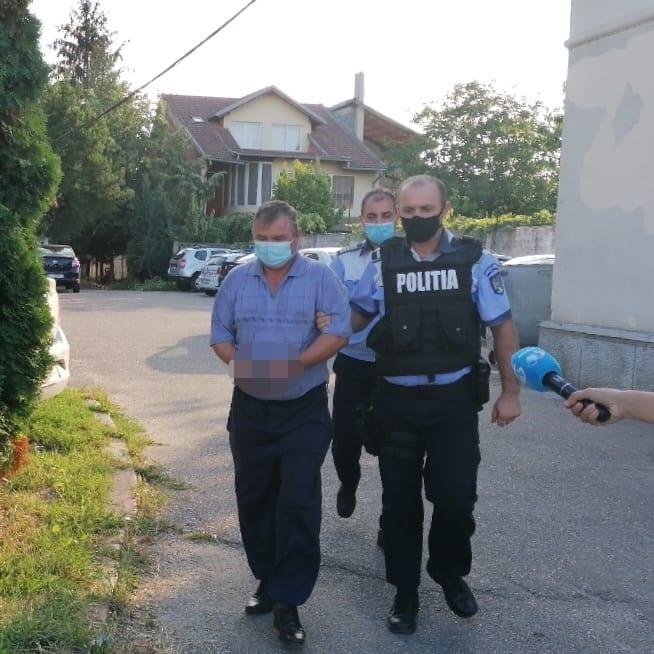 TIR-istul sucevean care a omorât două persoane în timp ce fugea de polițiști pentru că avea magnet la tahograf a fost reținut