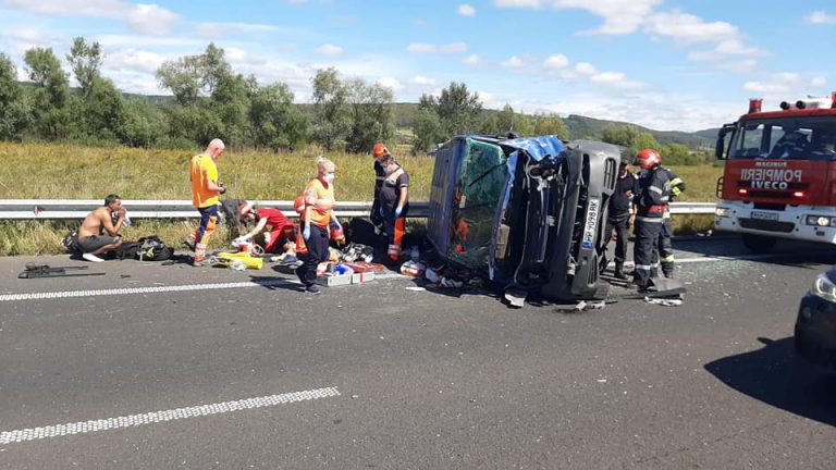 O femeie însărcinată și-a pierdut viața într-un grav accident de circulație (NAȚIONAL)