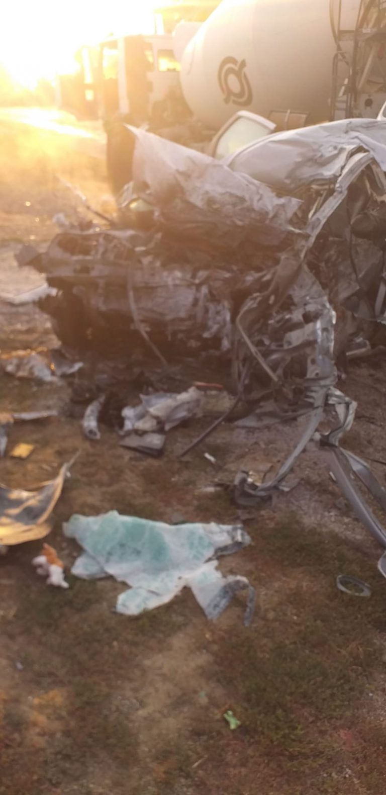 FOTO Accident mortal produs la Preutești la primele ore ale dimineții. O tânără de 21 de ani și-a pierdut viața