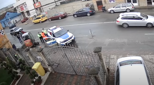 VIDEO Un muncitor a fost luat la bătaie de un polițist pentru că nu purta mască (NAȚIONAL)