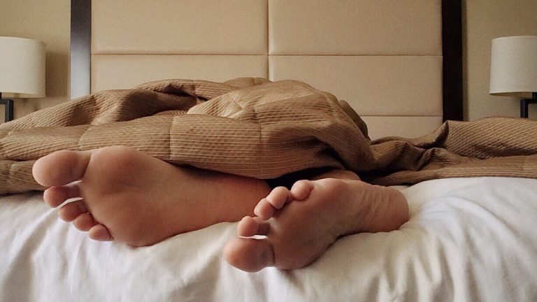 Un hoț din Fălticeni plasat sub control judiciar a adormit într-o casă aflată în construcție pe care plănuia să o jefuiască