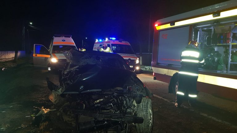 Accident cu doi răniți produs în Fălticeni de un șofer beat