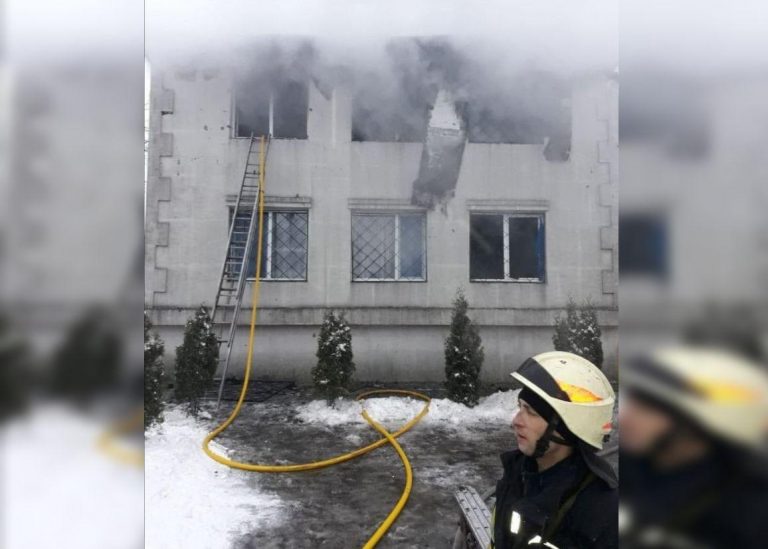 15 persoane și-au pierdut viața după ce un azil de bătrâni a fost cuprins de flăcări (INTERNAȚIONAL)