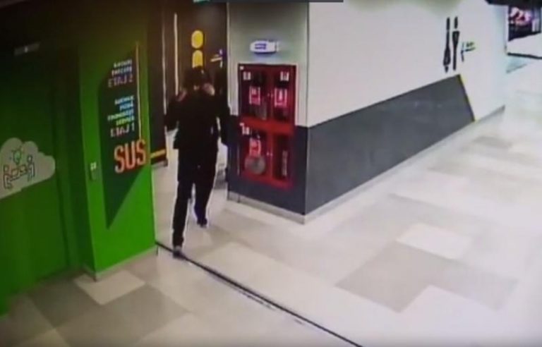VIDEO Tentativă de viol în toaleta unui mall. Agresorul a fost arestat preventiv pentru 30 de zile (NAȚIONAL)