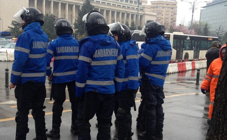 Jandarmii i-au amendat pe polițiști chiar de Ziua Poliției Române (NAȚIONAL)