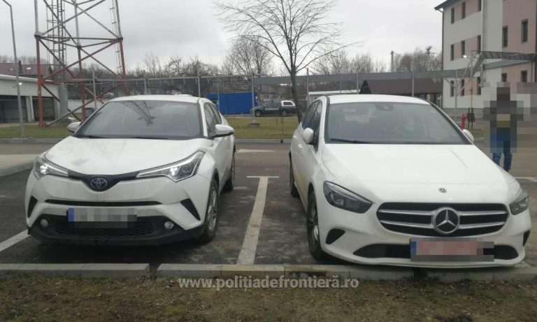 FOTO Două mașini furate din Italia depistate într-o spălătorie din Siret