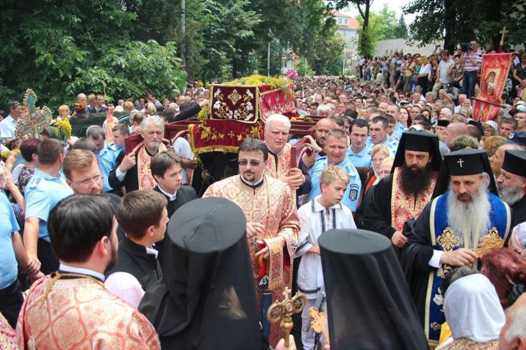 Moaștele Sfântului Ioan cel Nou de la Suceava vor fi scoase în procesiune astăzi