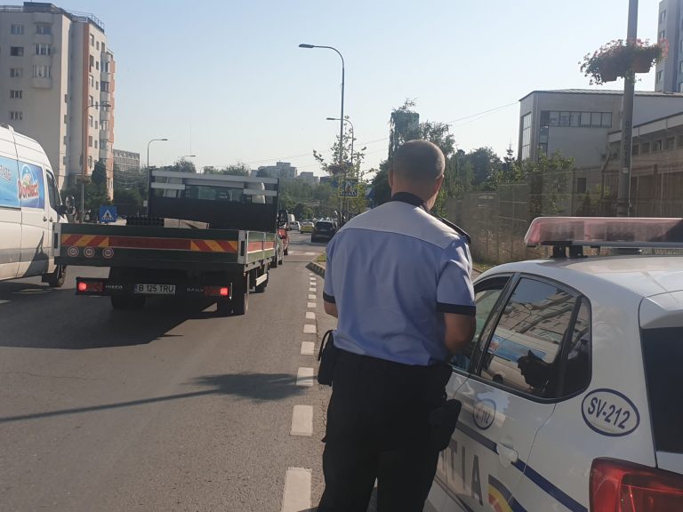 53 de permise de conducere au fost reținute de polițiștii suceveni în ultimele două zile