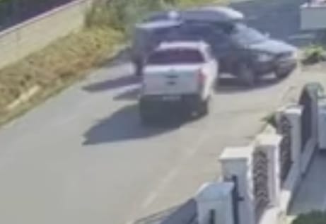 VIDEO Accident produs la Bosanci de un brașovean care a virat stânga fără să se asigure