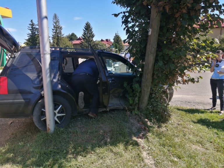 FOTO O femeie a ajuns la spital în urma unui accident rutier produs la Gălănești