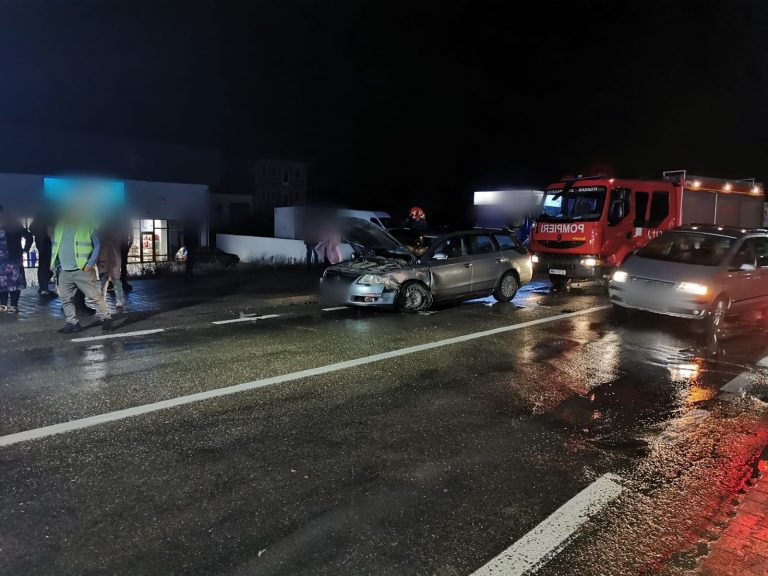 FOTO Accidentul de aseară de la Marginea a fost produs de un șofer rupt de beat