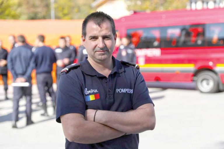 Purtătorul de cuvânt de la ISU Suceava, locotenentul Alin Găleată, împreună cu alți 141 de pompieri români vor merge în Grecia într-o nouă misiune de stingere a incendiilor