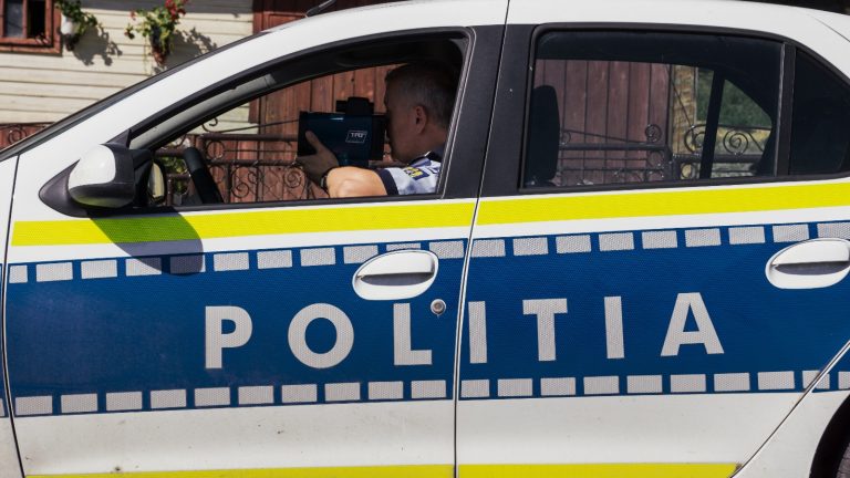 Peste 100 de permise reținute și amenzi de aproape 300.000 de lei date de polițiștii rutieri suceveni în doar trei zile