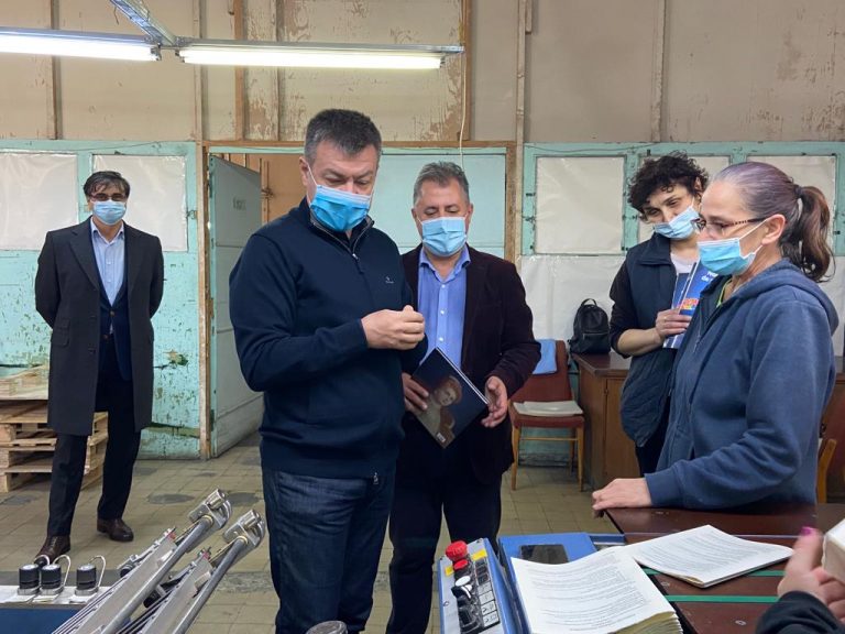 FOTO Ministrul Culturii Bogdan Gheorghiu a vizitat, astăzi, Compania Națională a Imprimeriilor Coresi: „Coresi este foarte aproape de a ieși din insolvență”