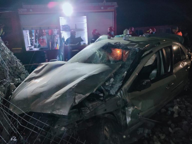 FOTO Accident cu patru răniți produs la Cornu Luncii