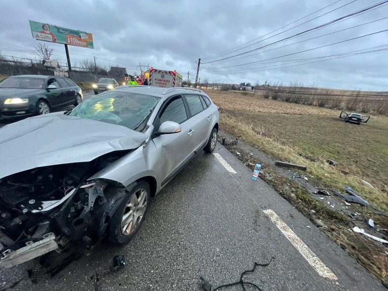 FOTO Două femei au fost rănite într-un accident produs la Cumpărătura