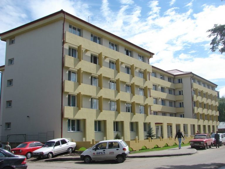 Studenții vaccinați de la USV vor avea prioritate la cazarea în cămine
