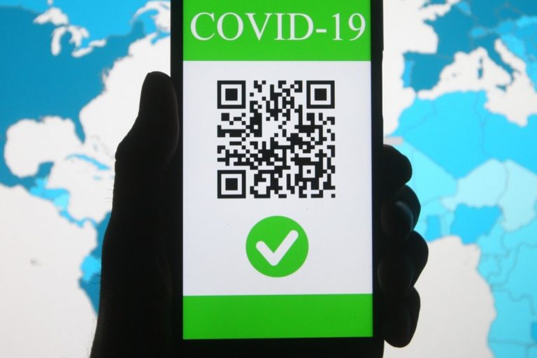 Un tânăr din Ipotești aflat într-o sală de jocuri din Suceava a prezentat pentru control un COD QR fals