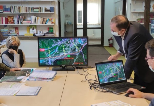 Trei variante de traseu anunțate de Gheorghe Flutur pentru ruta ocolitoare a orașului Gura Humorului: „Urmează o analiză împreună cu CNAIR asupra soluțiilor propuse de proiectant”