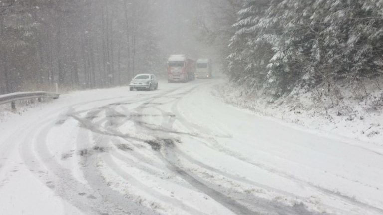 Recomandările polițiștilor suceveni pentru o deplasare sigură în condiții de iarnă
