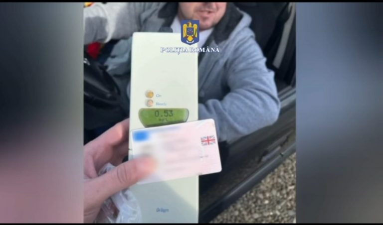 VIDEO Aproape 100 de permise de conducere au fost reținute în urma unei acțiuni rutiere complexe derulată de Poliția Română pe șoselele din județul Suceava
