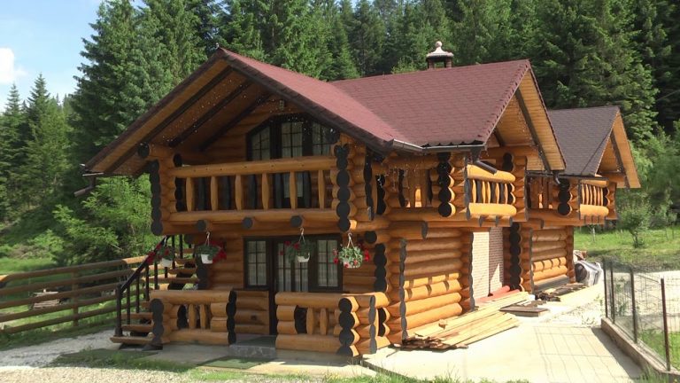 Un botez cu 35 de persoane organizat la Stulpicani a fost oprit de polițiști