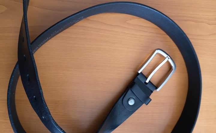 Polițiștii au salvat un tânăr care zăcea într-un șanț din Bălcăuți cu o curea legată de gât