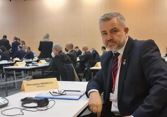 Senatorul Gheorghiță Mîndruță s-a arătat nemulțumit de răspunsurile primite la mai multe interpelări: „Am primit răspunsuri evazive și limbaj de lemn”