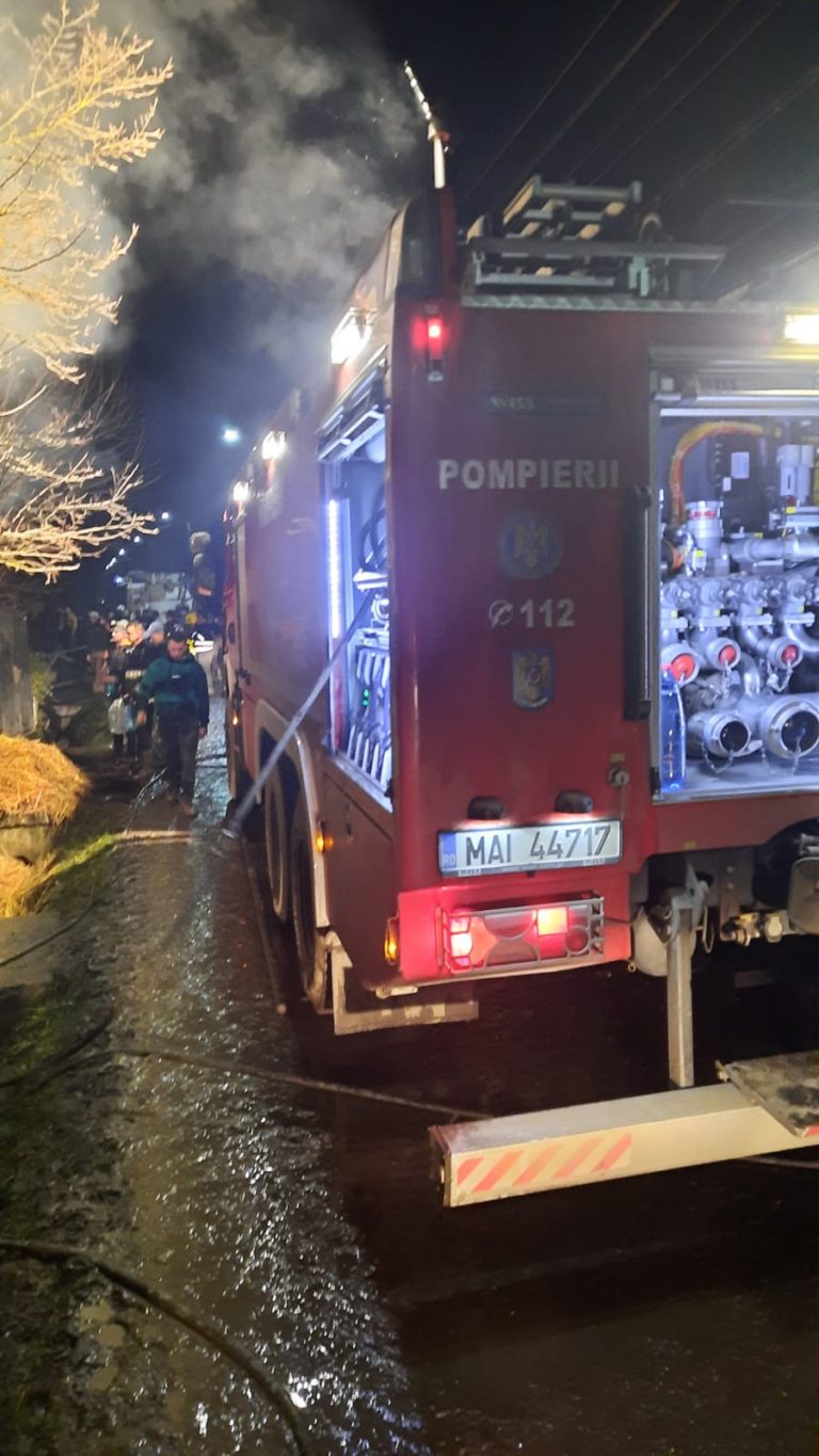 Trei bărbați din Vatra Dornei, angajați la CFR, au ajuns la spital după ce un utilaj de deszăpezire a explodat