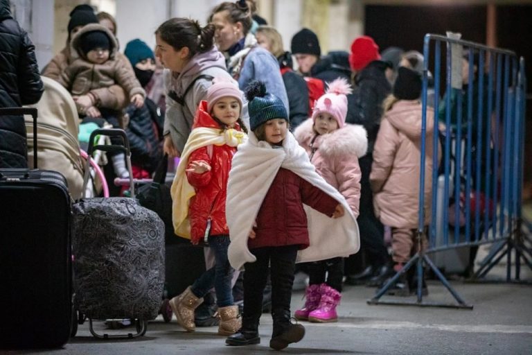 Lista locuri de cazare puse la dispoziție de Primăriile din județul Suceava pentru refugiații din Ucraina