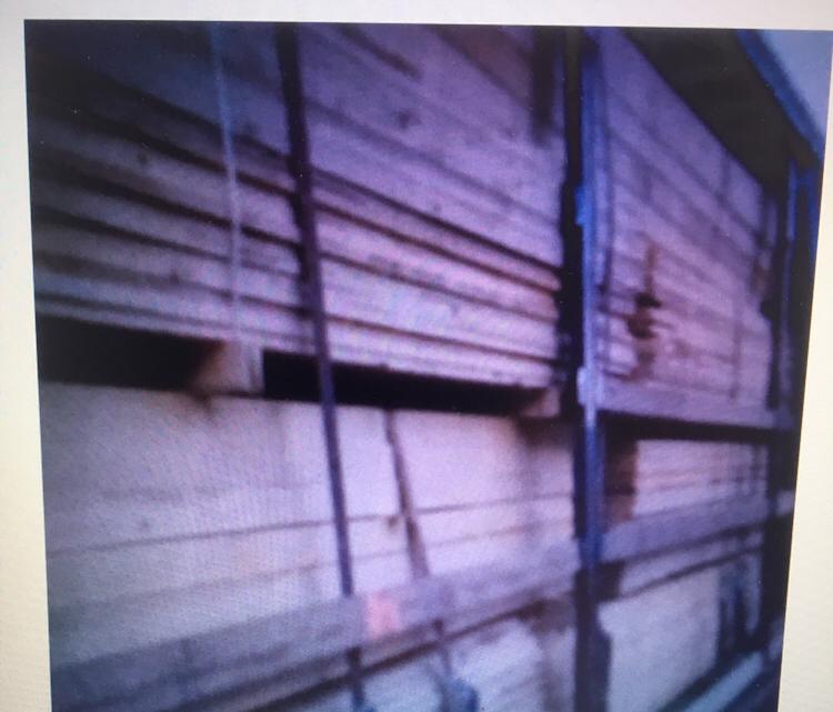 FOTO Două gatere din Stulpicani care au făcut transporturi fictive de lemne pentru a avea acoperire pentru tăierile ilegale efectuate au fost amendate cu 36.000 de lei și lăsate fără material lemnos în valoare de aproximativ 100.000 de lei