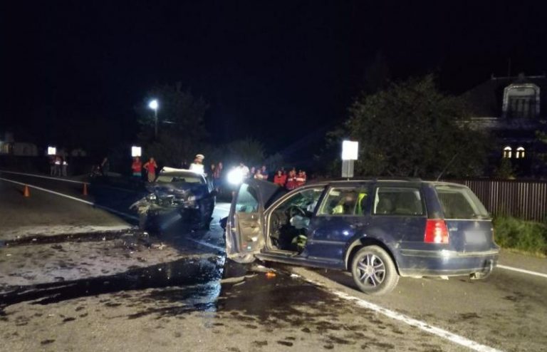 Trei ani de închisoare pentru șoferul care a produs un accident cu doi morți la Stroiești, după ce a depășit pe linie continuă