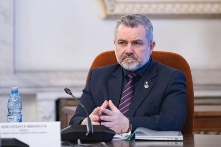 Senatorul Gheorghiță Mîndruță, despre trimiterea de armament și muniție către Ucraina: „Mai multe arme de ambele părți înseamnă mai multe distrugeri, pierderi de vieți omenești și continuarea luptelor pe o perioadă nedeterminată”