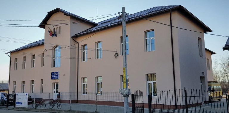 Deputatul Bogdan Gheorghiu: „15 de unități de învățământ din județul Suceava au fost selectate în prima rundă de finanțare din cadrul Programului Național pentru Reducerea Abandonului Școlar”