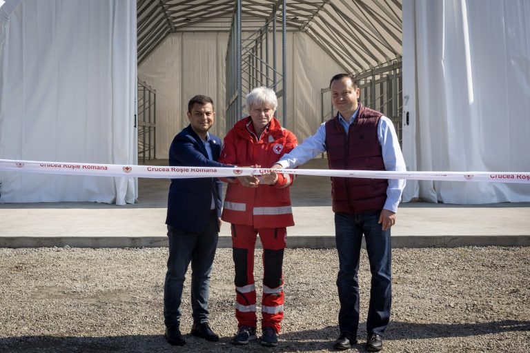 FOTO Crucea Roșie Italiană a inaugurat hub-ul umanitar construit la Suceava