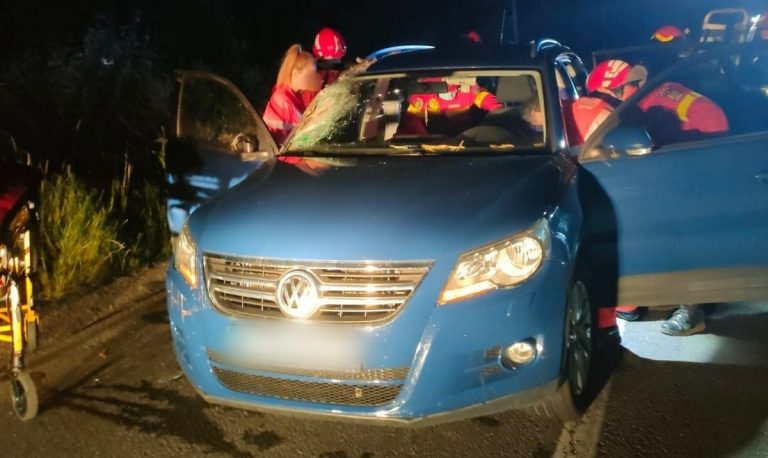 FOTO Gravul accident de la Cornu Luncii a fost produs de un șofer care nu a observat o căruță încărcată cu lemne