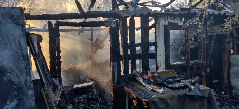 FOTO O gospodărie din Zvoriștea a fost incendiată intenționat