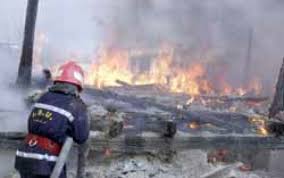 O casă din Burdujeni a luat foc de la o lumânare aprinsă