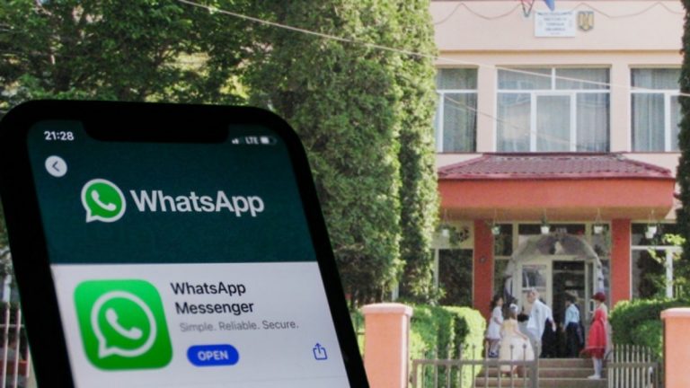 Un profesor de la Școala „Teodor Balan” din Gura Humorului este acuzat că a distribuit pe WhatsApp subiectele de la Evaluarea Națională, înainte de începerea examenului