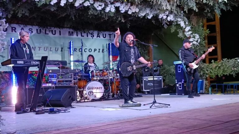 FOTO Orașul Milișăuți a sărbătorit trei zile și trei nopți zilele localității: „În acest an am reînnodat tradiția și am reînviat strânsura pe care o așteptam cu atâta ardoare când eram copii, cu trei zile de sărbătoare”