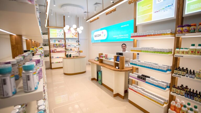 FOTO Secom® deschide un magazin nou în Suceava, la Iulius Mall