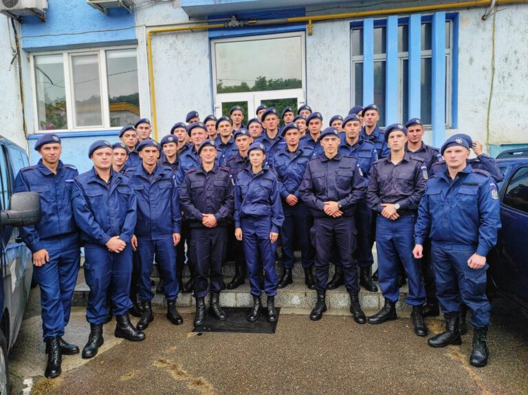 48 de elevi de la Școala Militară de Subofițeri Jandarmi „Petru Rareș” Fălticeni sunt în practică la Inspectoratul de Jandarmi Județean Suceava