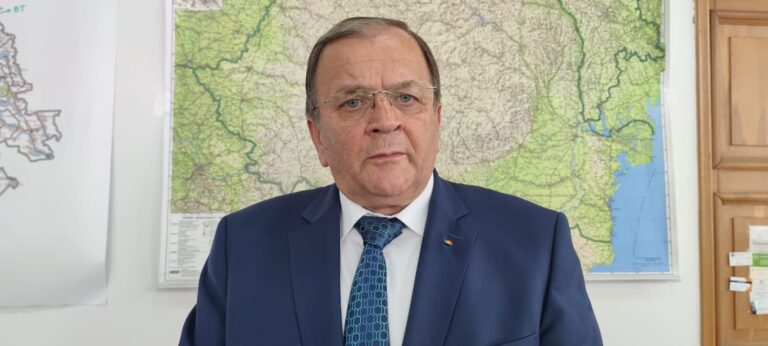 Gheorghe Flutur: „Dacă nu se iau măsuri în perioada următoare șeptelul de vaci cu lapte dispare, oamenii duc vitele la abator din cauza lipsei furajelor”