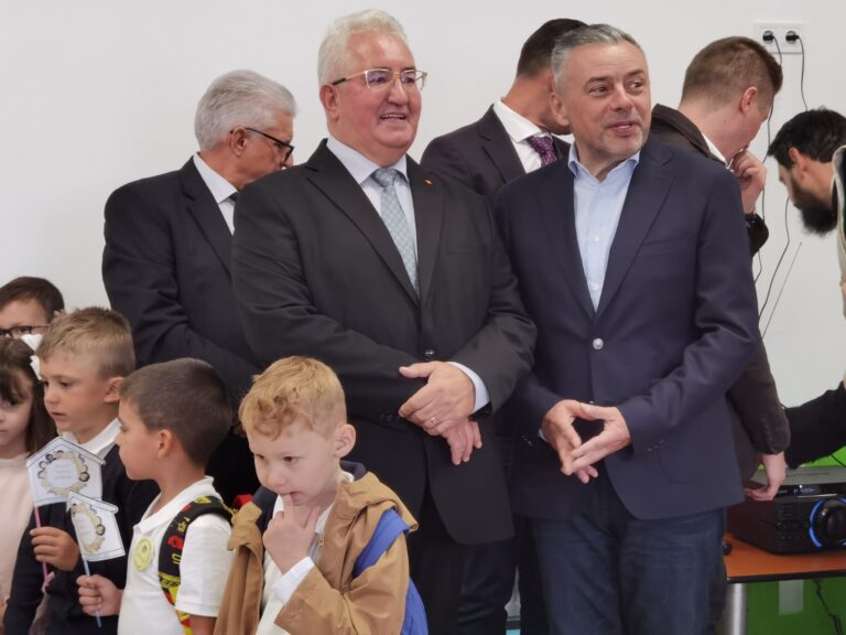 FOTO Deputatul Ioan Balan a luat parte la deschiderea Grădiniței „Dumbrava Minunată” din Suceava