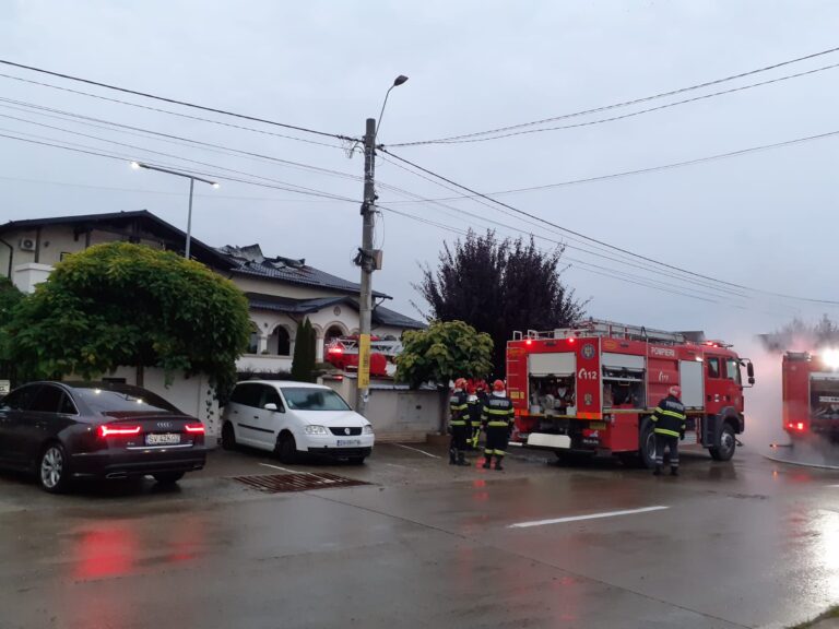 FOTO Incendiu izbucnit la pensiunea Curtea Bizantină din Șcheia