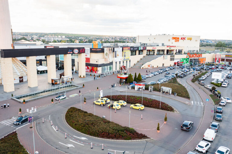 Târguri de job-uri, „Produs în Bucovina” și ateliere de creație pentru copii, la Iulius Mall Suceava