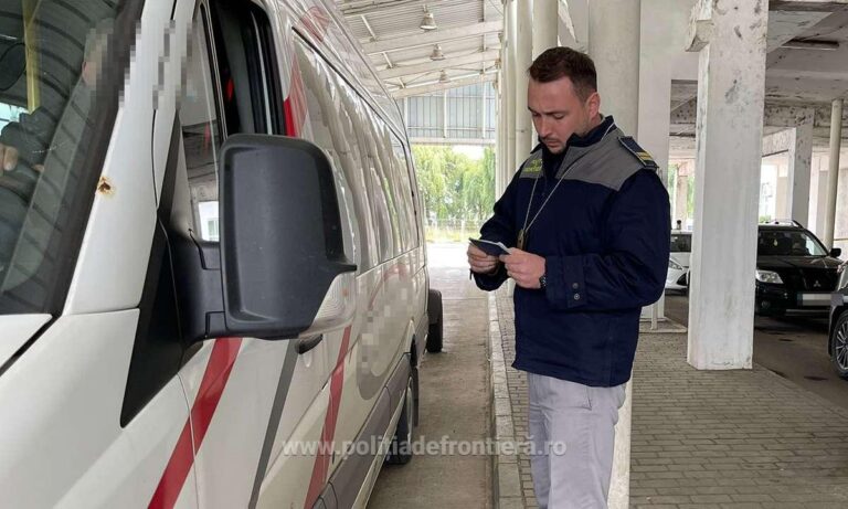 Un ucrainean cu permisul de conducere suspendat a fost depistat de polițiștii de frontieră în Vama Siret